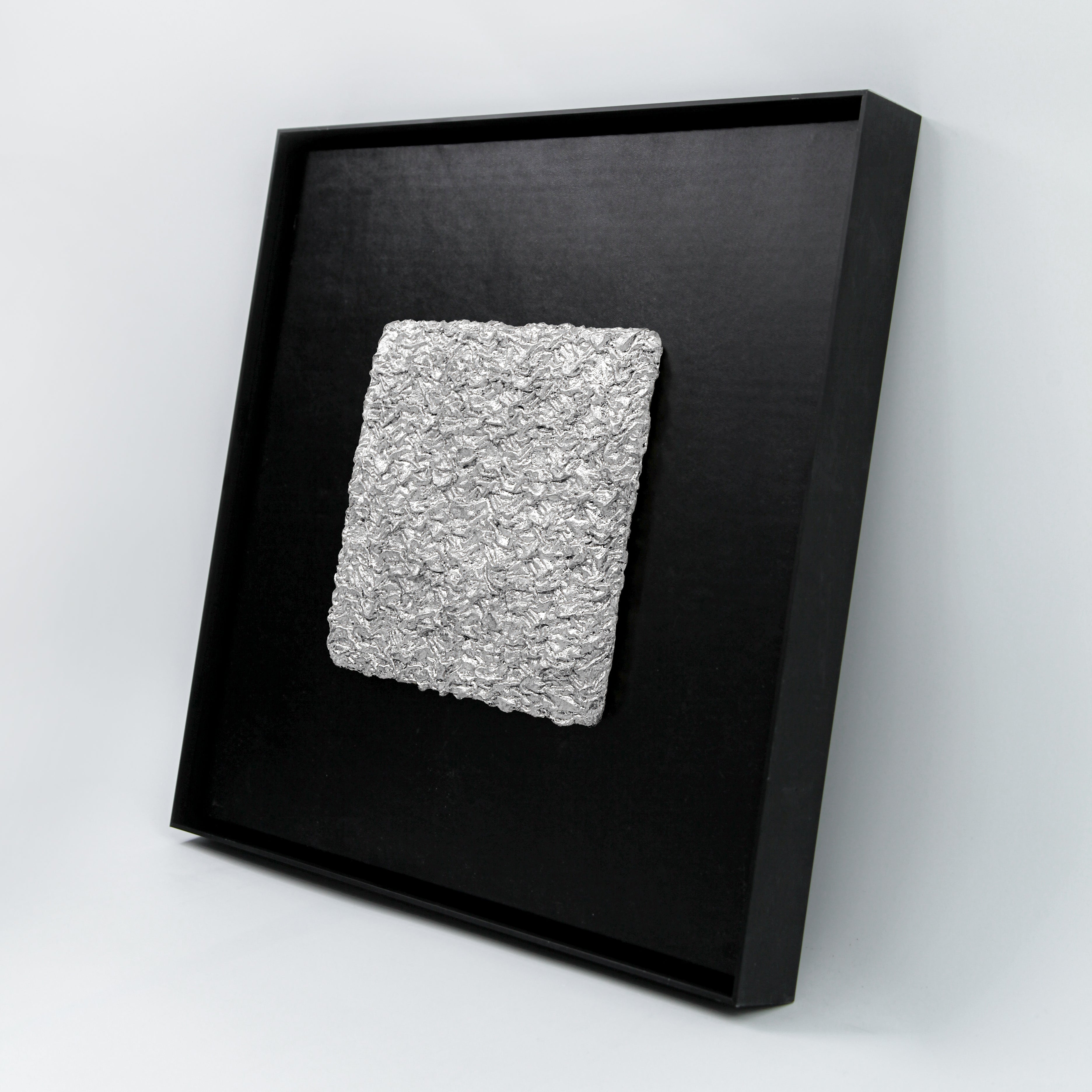 Shan — Silver Foil · Aura Frame